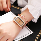 Magnetic buckle Luxury Fashion Rose Gold Quartz Wristwatch